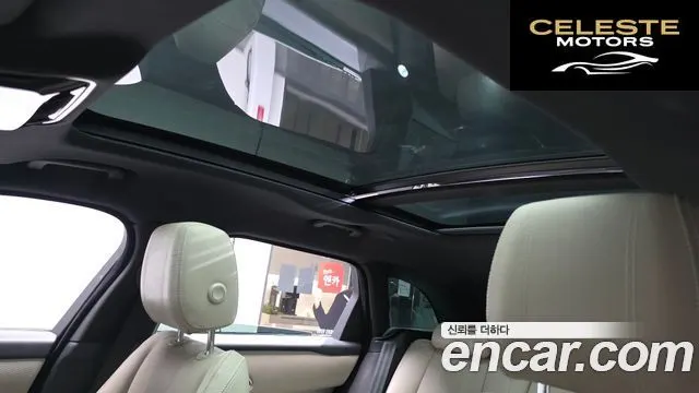 LAND ROVER Range Rover Velar 3.0 D300 R-Dynamic SE 2019 — photo 18 sur 20
