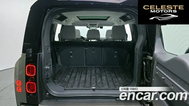 LAND ROVER Defender (L663) 110 D250 X-Dynamic SE 2025 — photo 20 sur 20