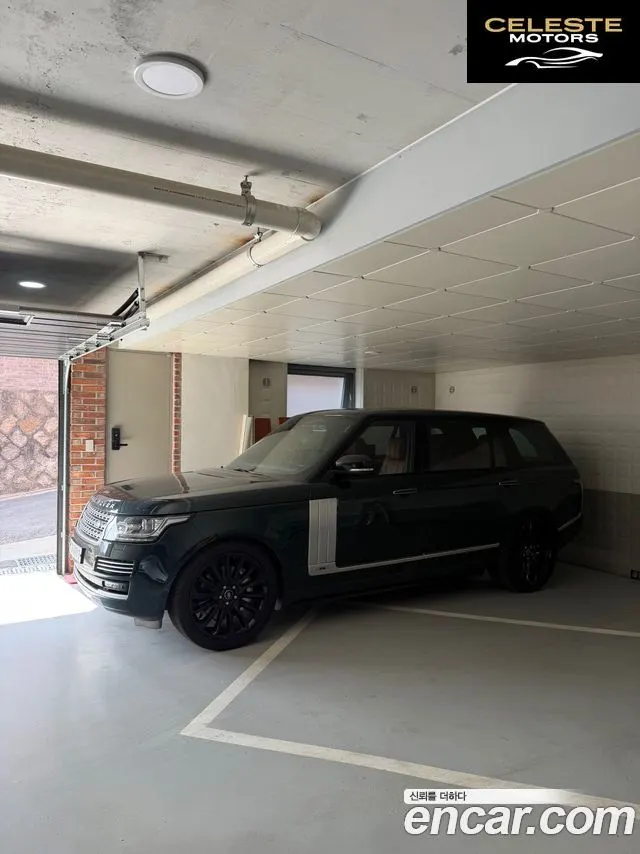 LAND ROVER Range Rover 45.0 SC AB LWB 2016 — photo 10 sur 18