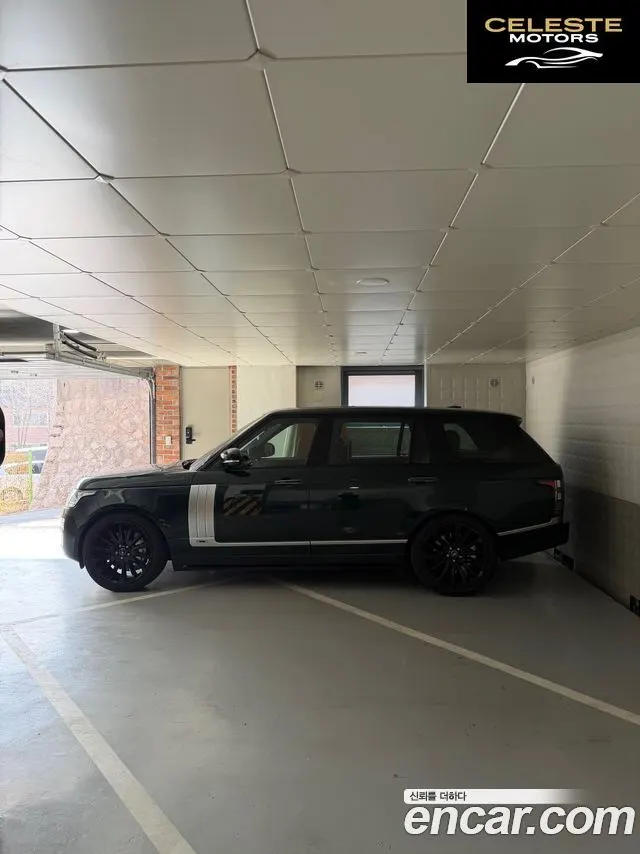 LAND ROVER Range Rover 45.0 SC AB LWB 2016 — photo 11 sur 18