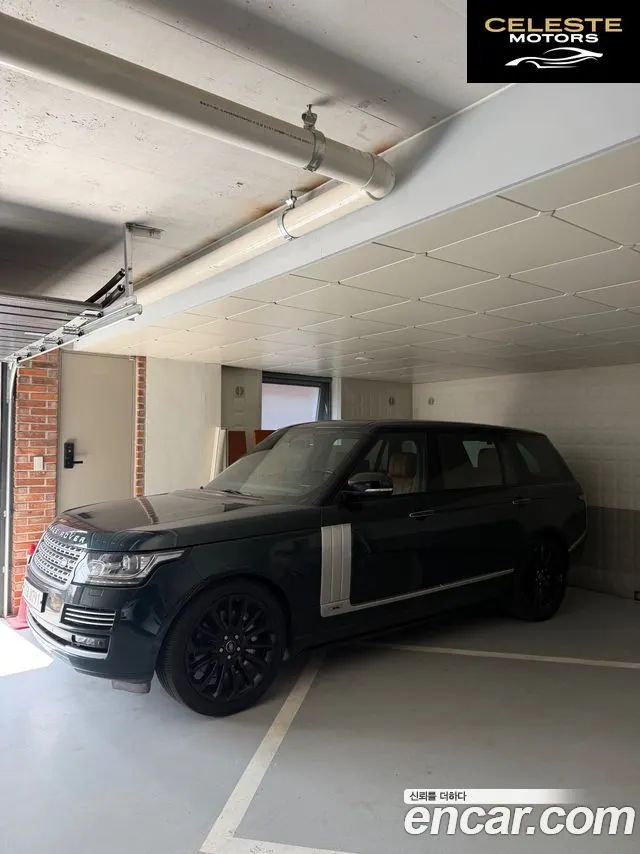LAND ROVER Range Rover 45.0 SC AB LWB 2016 — photo 12 sur 18