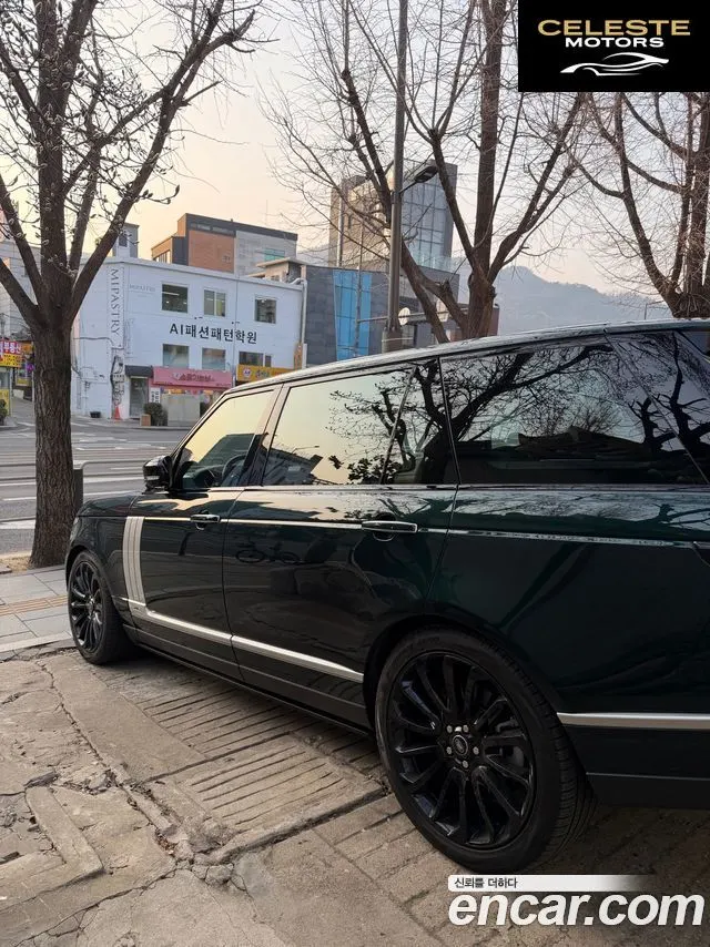 LAND ROVER Range Rover 45.0 SC AB LWB 2016 — photo 18 sur 18