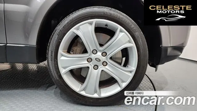 LAND ROVER Range Rover Sport V8 5.0 SC HSE 2010 — photo 5 sur 20