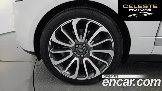 LAND ROVER Range Rover 44.4 SDV8 AB 2017 — photo 5 sur 20