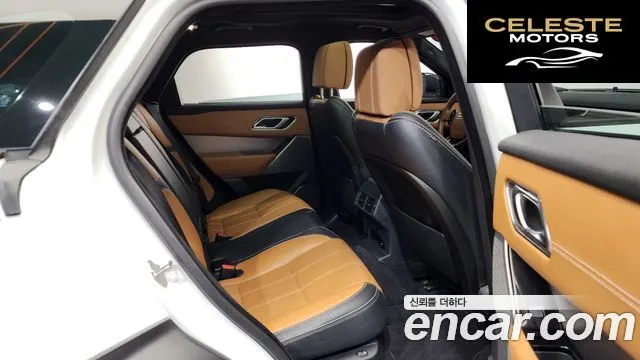LAND ROVER Range Rover Velar 3.0 D300 R-Dynamic HSE 2018 — photo 12 sur 20