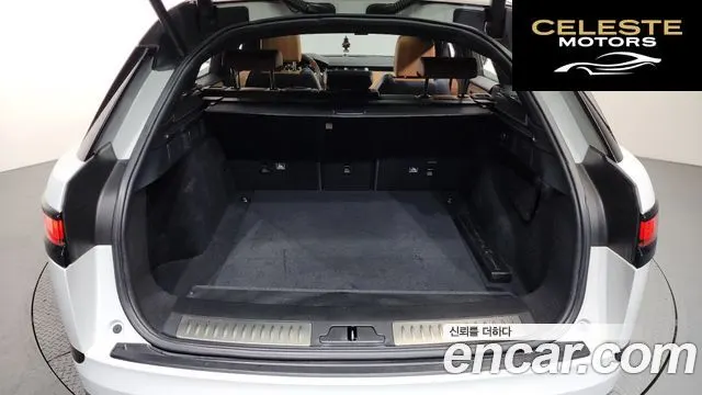 LAND ROVER Range Rover Velar 3.0 D300 R-Dynamic HSE 2018 — photo 20 sur 20