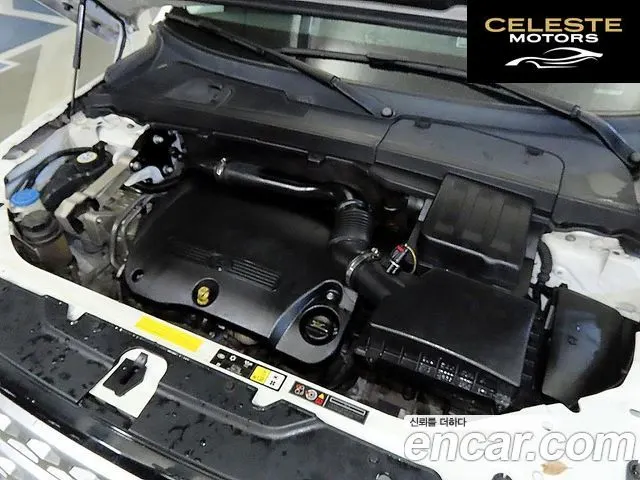 LAND ROVER 2 2.2 SD4 HSE 2013 — photo 18 sur 25