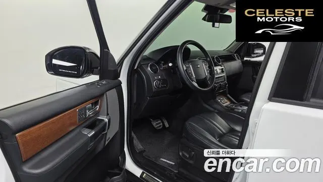 LAND ROVER Discovery 4 3.0 SDV6 SE 2016 — photo 10 sur 20