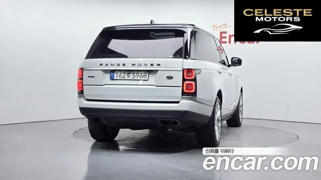 LAND ROVER Range Rover 44.4 SDV8 AB 2018 — photo 3 sur 33