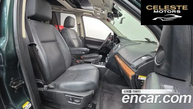 LAND ROVER 2 2.2 TD4 HSE 2010 — photo 10 sur 20