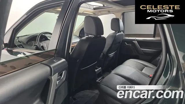 LAND ROVER 2 2.2 TD4 HSE 2010 — photo 18 sur 20