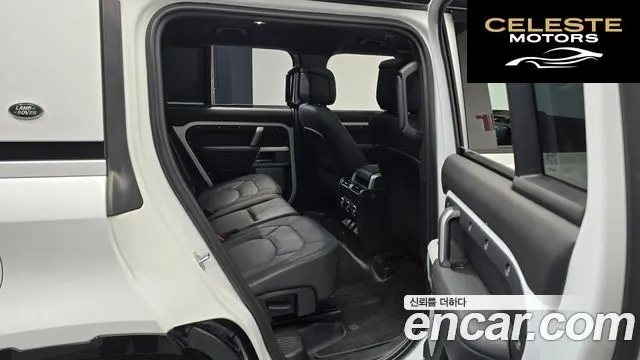 LAND ROVER Defender (L663) 130 D300 X-Dynamic HSE 2024 — photo 11 sur 20