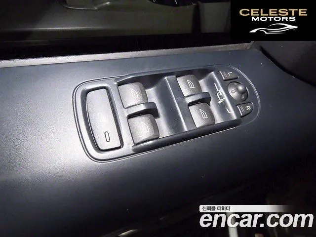 LAND ROVER 2 2.2 SD4 HSE 2012 — photo 13 sur 25
