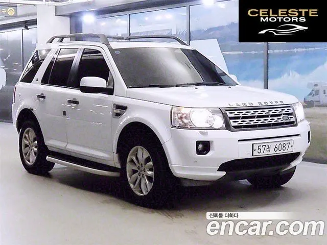 LAND ROVER 2 2.2 SD4 HSE 2012 — photo 22 sur 25
