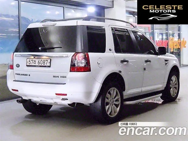 LAND ROVER 2 2.2 SD4 HSE 2012 — photo 4 sur 25