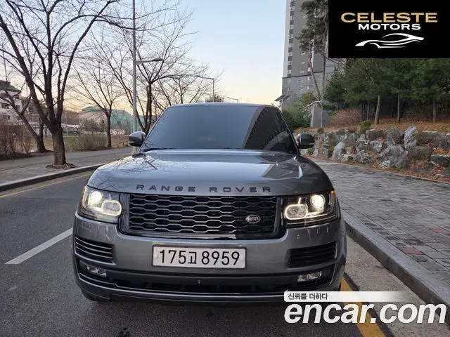 LAND ROVER Range Rover 44.4 SDV8 Vogue SE 2016 — photo 23 sur 26