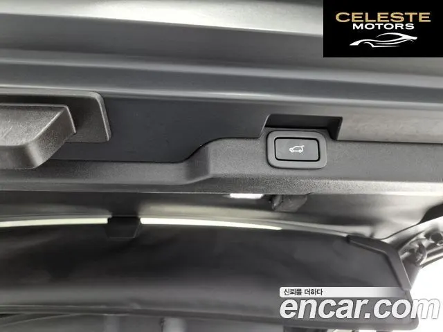 LAND ROVER Discovery 5 2.0 SD4 SE 2020 — photo 19 sur 26