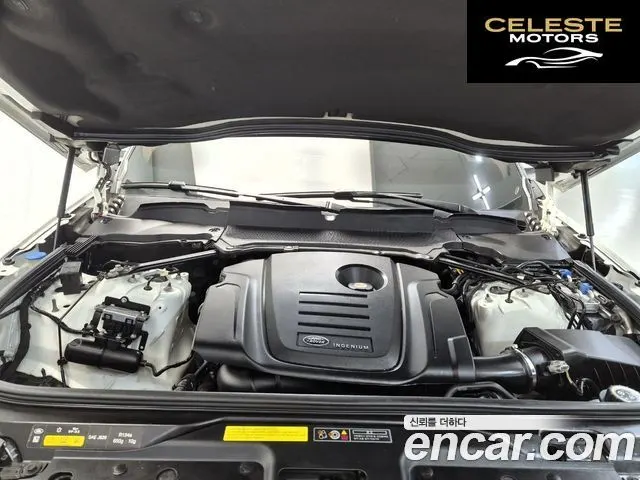 LAND ROVER Discovery 5 2.0 SD4 SE 2020 — photo 9 sur 26