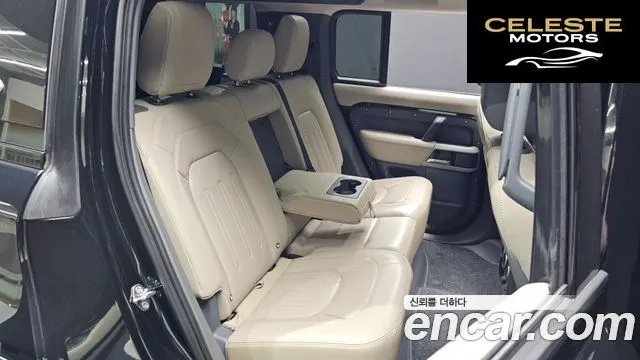 LAND ROVER Defender (L663) 110 D300 HSE 2022 — photo 12 sur 20