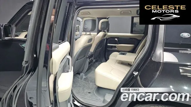 LAND ROVER Defender (L663) 110 D300 HSE 2022 — photo 13 sur 20