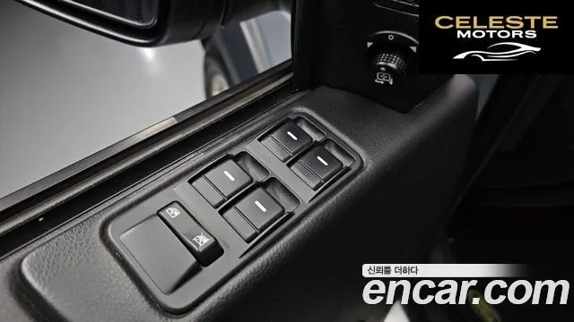 LAND ROVER Discovery 3 4.0 V6 HSE 2006 — photo 16 sur 20
