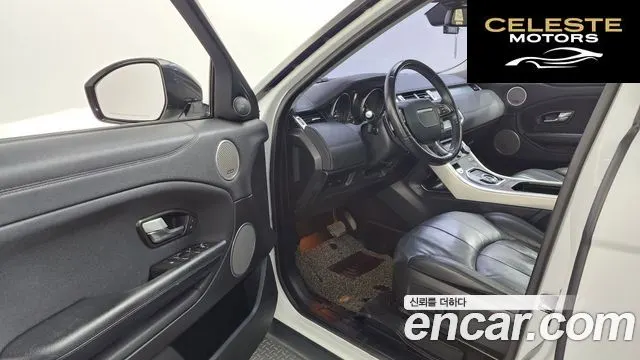 LAND ROVER Range Rover Evoque 2.0 TD4 SE 2018 — photo 10 sur 20