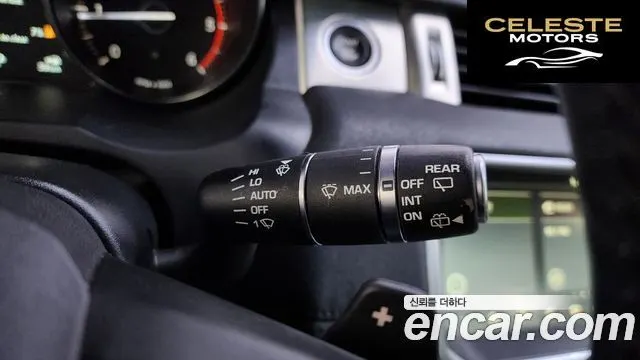 LAND ROVER Range Rover Evoque 2.0 TD4 SE 2018 — photo 14 sur 20