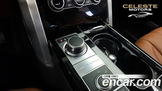 LAND ROVER Range Rover 44.4 SDV8 AB 2016 — photo 9 sur 20