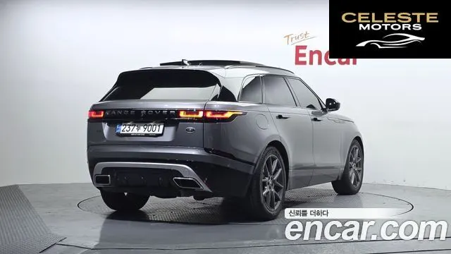 LAND ROVER Range Rover Velar 3.0 P400 R-Dynamic HSE 2022 — photo 2 sur 26