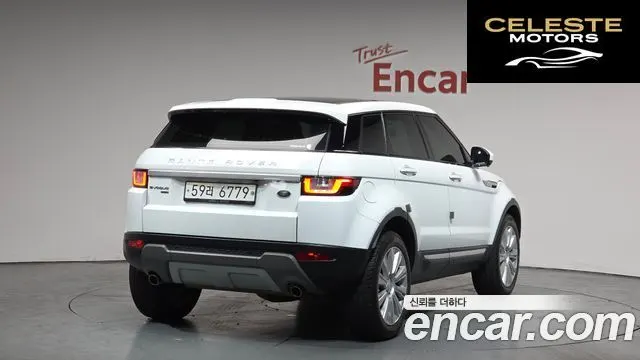 LAND ROVER Range Rover Evoque 2.0 TD4 HSE 2019 — photo 2 sur 20