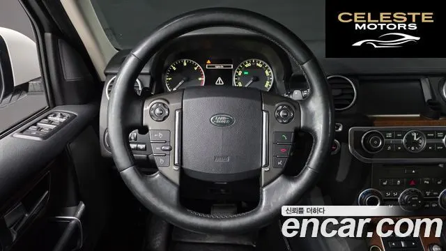 LAND ROVER Discovery 4 3.0 SDV6 SE 2016 — photo 12 sur 20