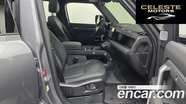 LAND ROVER Defender (L663) 130 P400 2024 — photo 3 sur 20