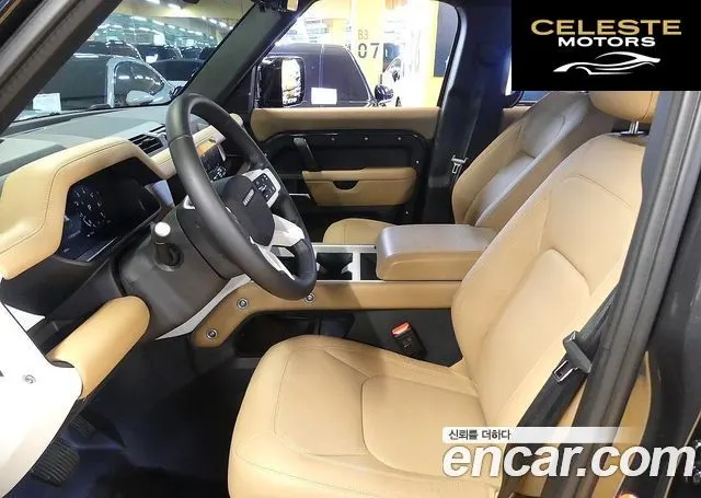 LAND ROVER Defender (L663) 110 P300 X-Dynamic SE 2025 — photo 10 sur 26