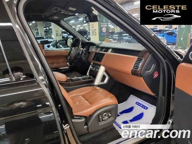 LAND ROVER Range Rover 44.4 SDV8 AB LWB 2016 — photo 9 sur 11