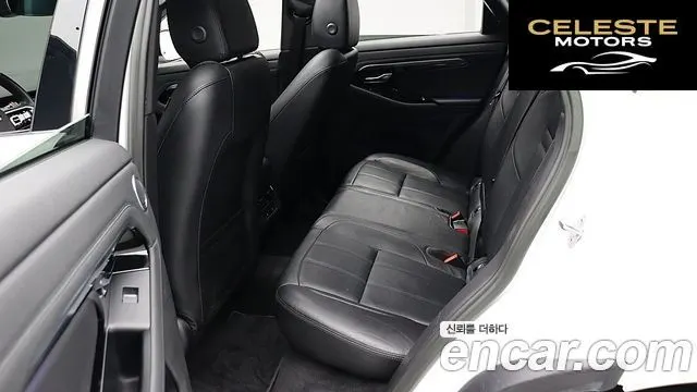 LAND ROVER Range Rover Evoque 2P250 R-Dynamic SE 2023 — photo 4 sur 26