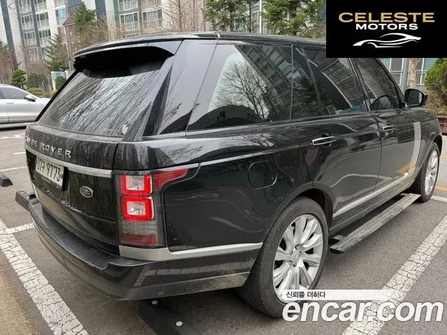 LAND ROVER Range Rover 44.4 SDV8 Vogue SE 2015 — photo 2 sur 14