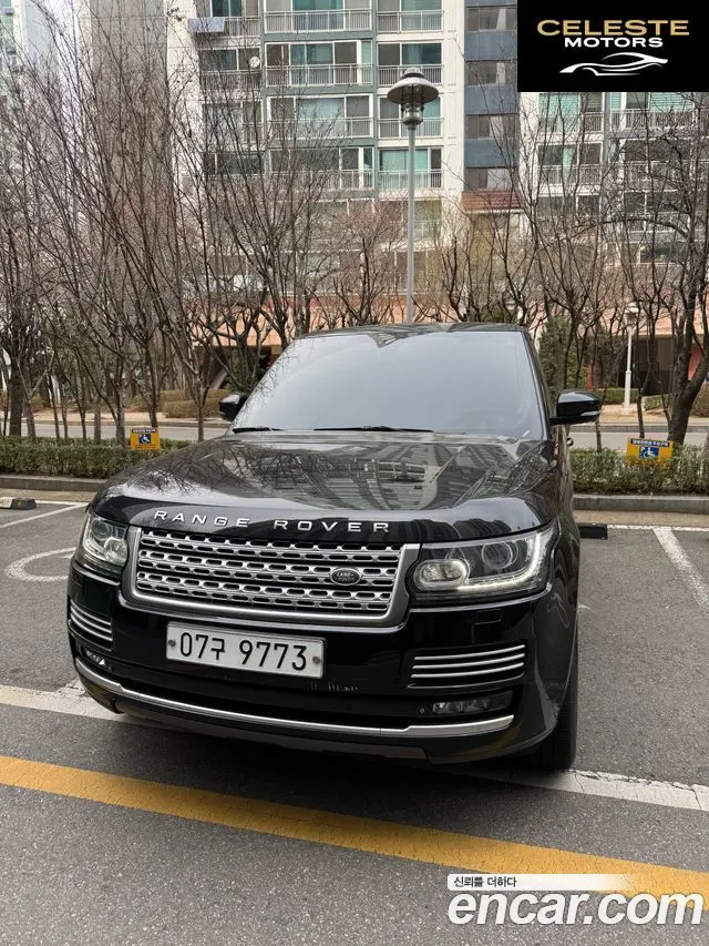 LAND ROVER Range Rover 44.4 SDV8 Vogue SE 2015 — photo 3 sur 14