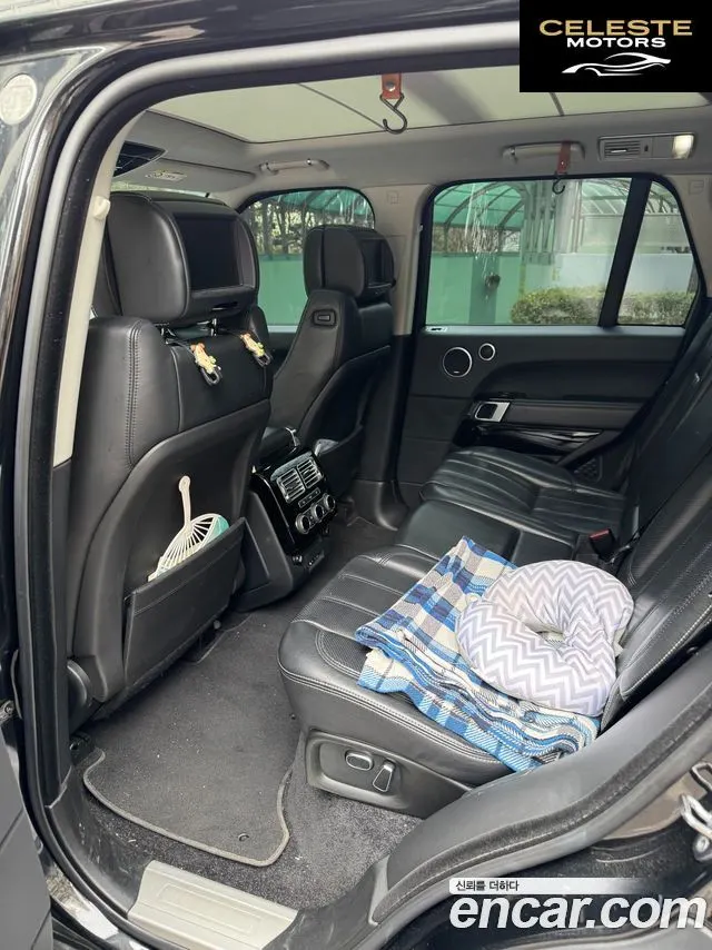 LAND ROVER Range Rover 44.4 SDV8 Vogue SE 2015 — photo 8 sur 14