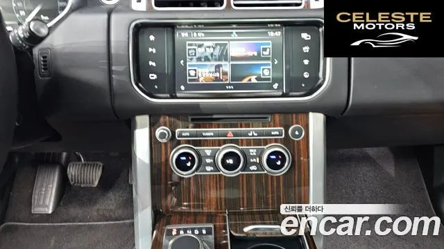 LAND ROVER Range Rover 44.4 SDV8 Vogue SE 2016 — photo 15 sur 20