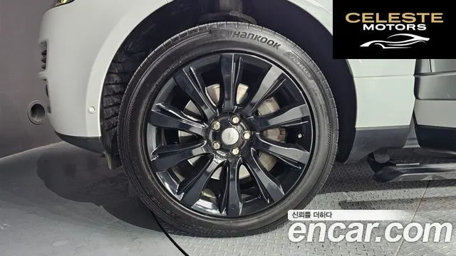 LAND ROVER Range Rover 44.4 SDV8 Vogue SE 2016 — photo 5 sur 20