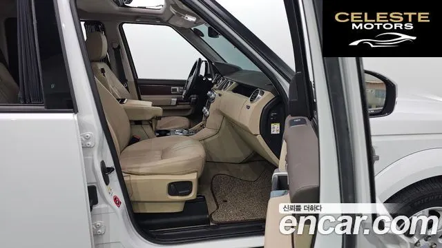 LAND ROVER Discovery 4 3.0 SDV6 SE 2016 — photo 11 sur 20