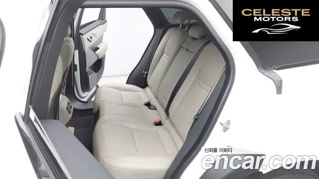 LAND ROVER Range Rover Velar 2.0 D240 R-Dynamic SE 2020 — photo 11 sur 26