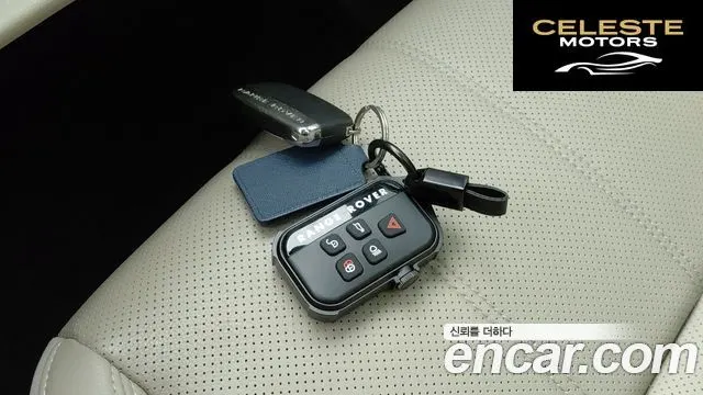 LAND ROVER Range Rover Velar 2.0 D240 R-Dynamic SE 2020 — photo 20 sur 26