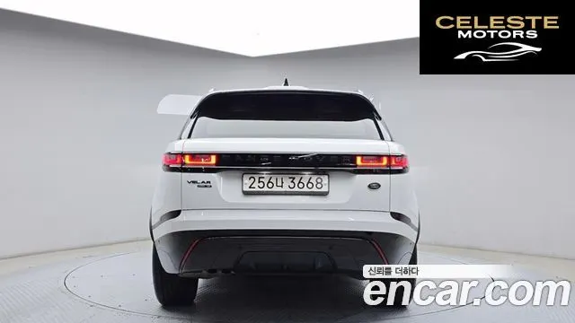 LAND ROVER Range Rover Velar 2.0 D240 R-Dynamic SE 2020 — photo 4 sur 26