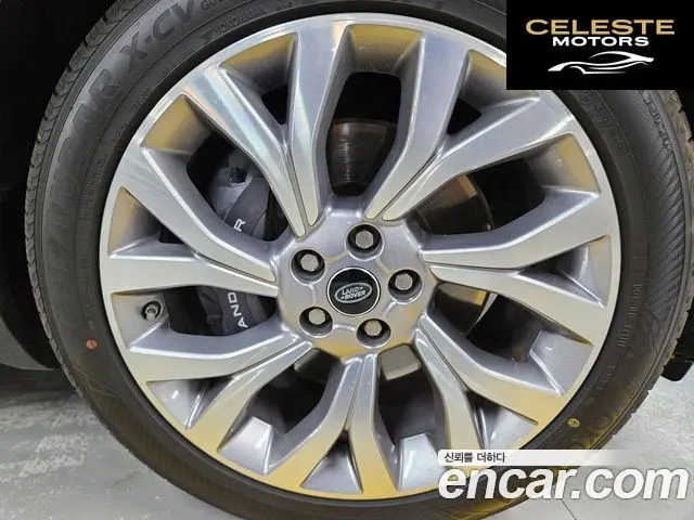 LAND ROVER Range Rover 44.4 SDV8 AB 2020 — photo 5 sur 26