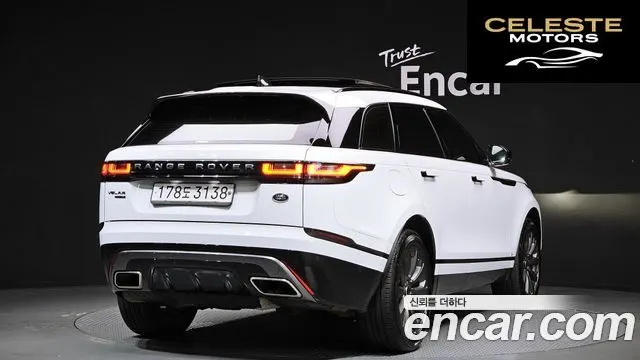 LAND ROVER Range Rover Velar 3.0 D300 R-Dynamic SE 2019 — photo 2 sur 20