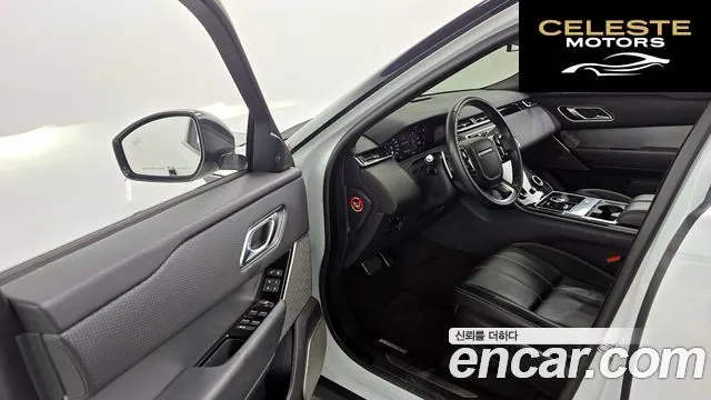 LAND ROVER Range Rover Velar 2.0 D240 R-Dynamic SE 2019 — photo 10 sur 20