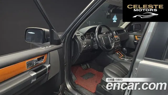 LAND ROVER Discovery 4 3.0 SDV6 SE 2011 — photo 10 sur 20