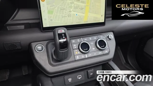 LAND ROVER Defender (L663) 130 P400 2024 — photo 18 sur 20