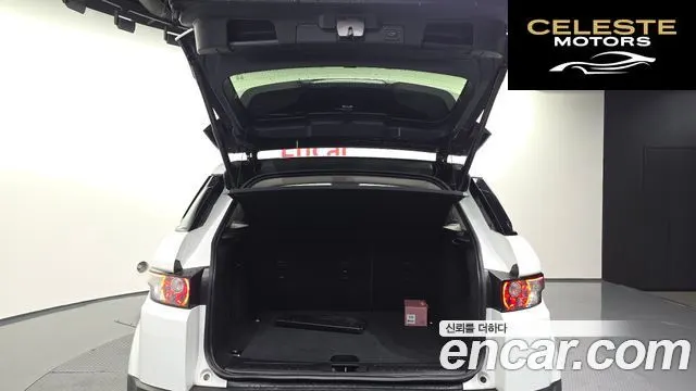 LAND ROVER Range Rover Evoque 2.2 SD4 Pure 2014 — photo 19 sur 20
